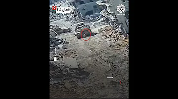 شاهد لحظة تفجير دبابة ميركافا من المسافة صفر في معارك غزة 