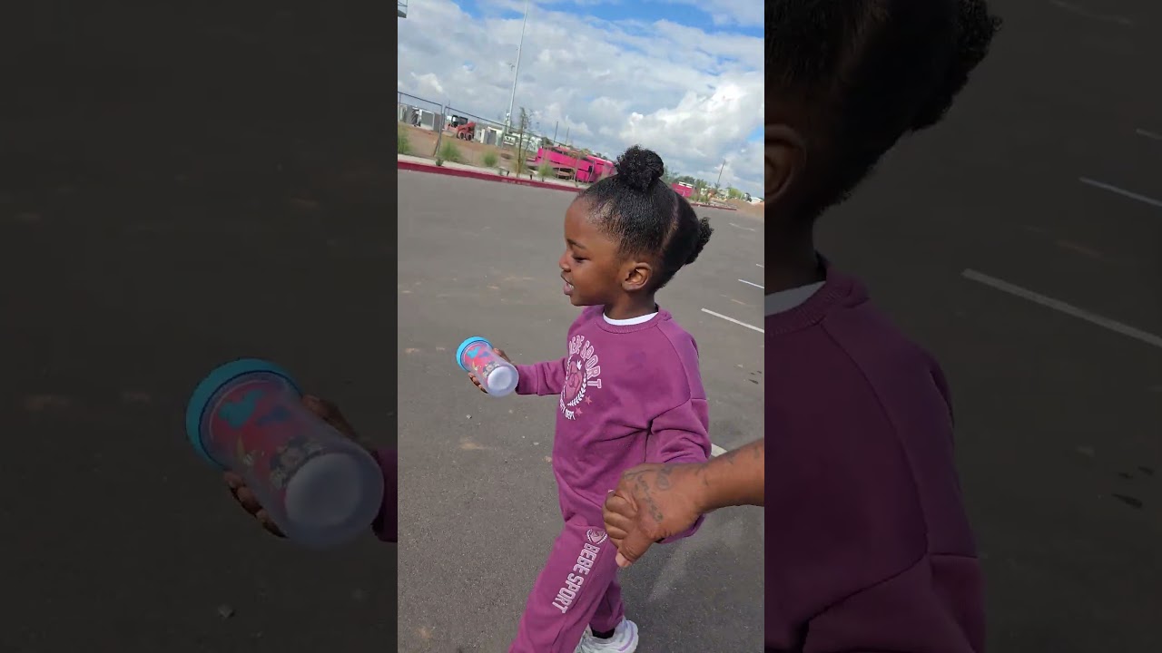 Моя невербальная дочь с аутизмом обожает играть 