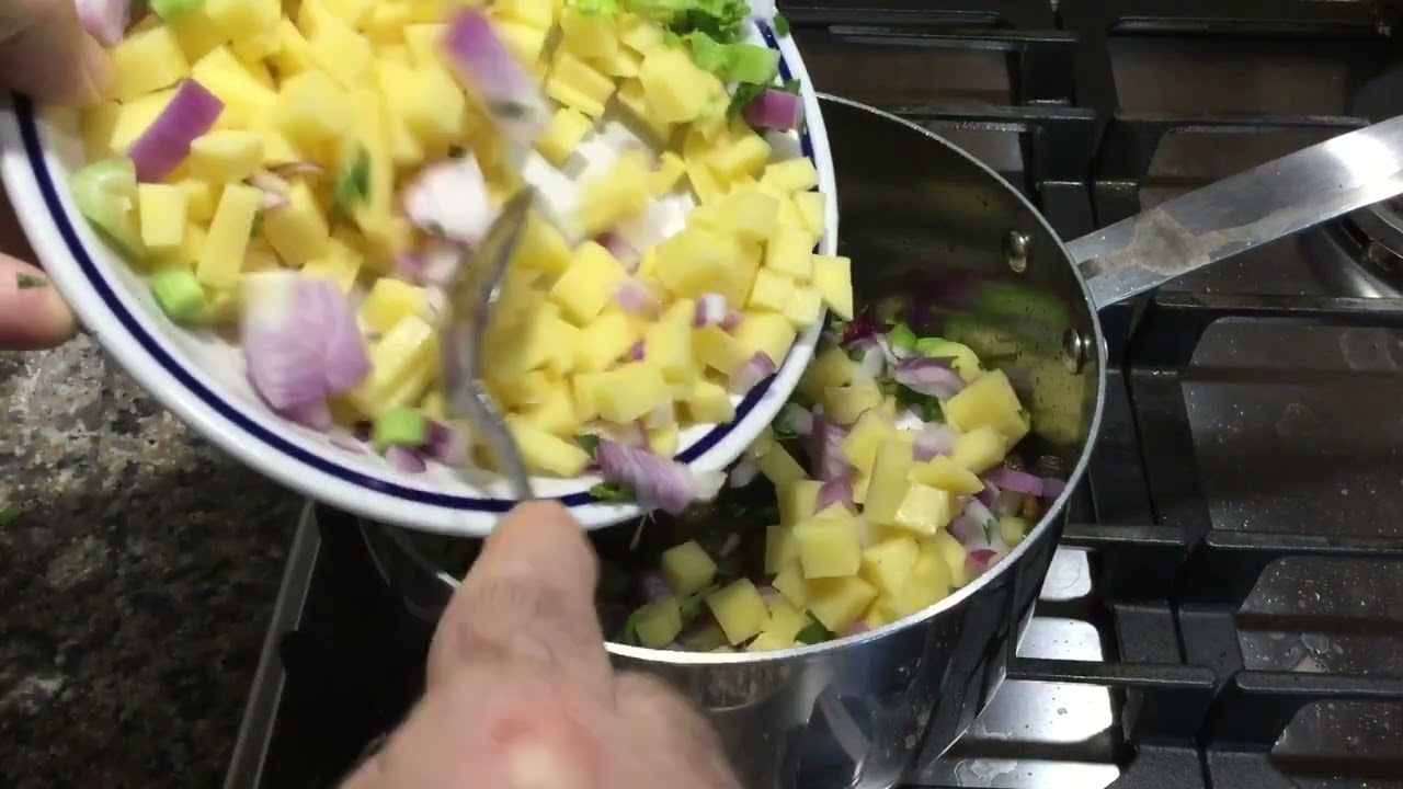 Pasta e patate con scorze di parmigiano e “cutenelle” (videoricetta n. 1161)