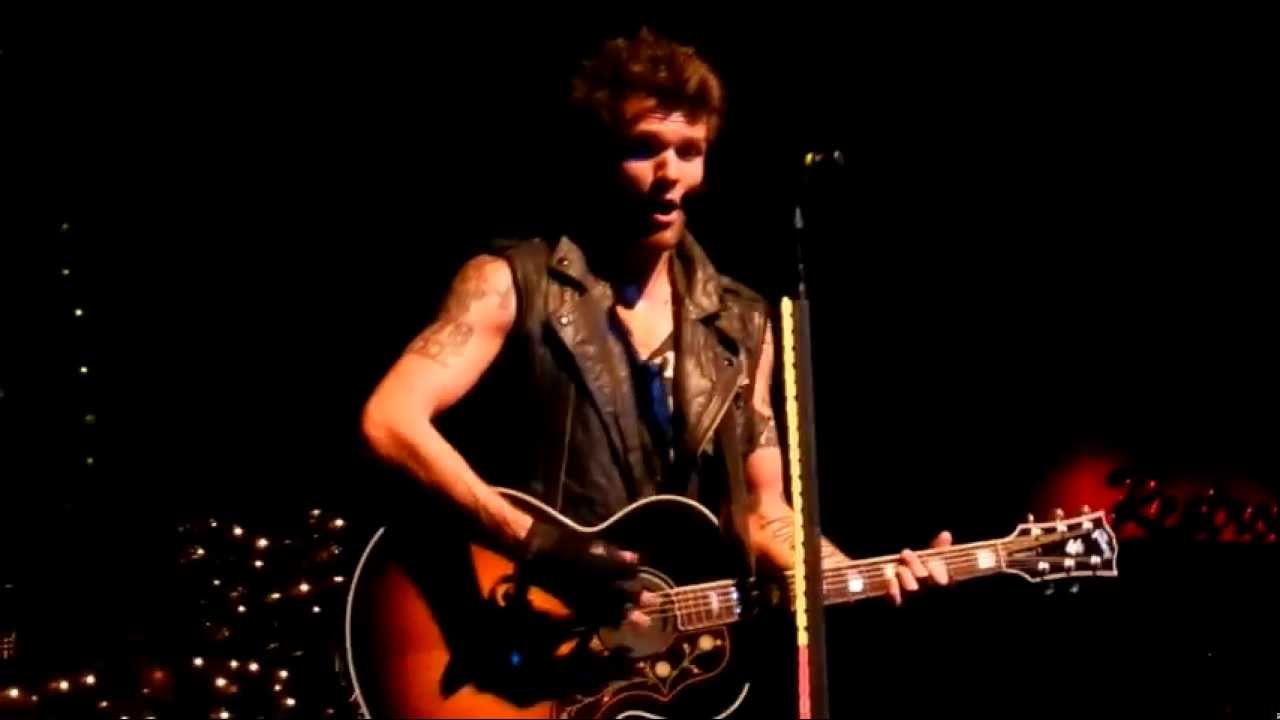 Boys Like Girls Thunder (live) YouTube