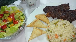 طريقة عمل استيك اللحم المشوي مع أرز بالخضار وسمبوسك بالجبن باسهل خطوات 