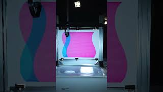 One year ago, I had the chance to display my vertical pen plotter at omarchesdupalaisgallerie