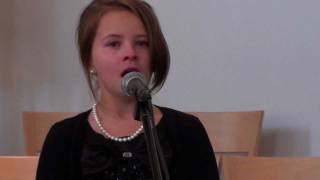 Linn sjunger Gabriellas sång (Wie im Himmel) på sin morfars begravning chords