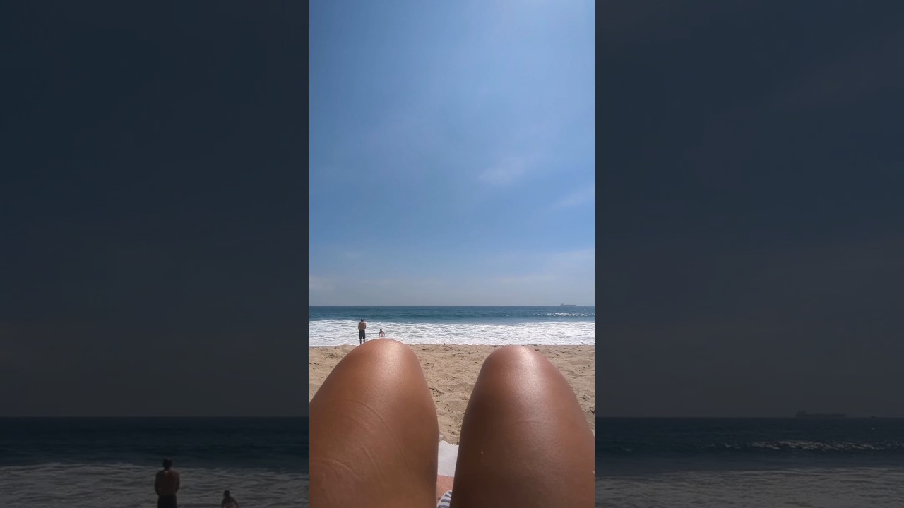 LOVING FRIDAYS IN THE SUMMER 🌊🤍 - Watch the vlog! 