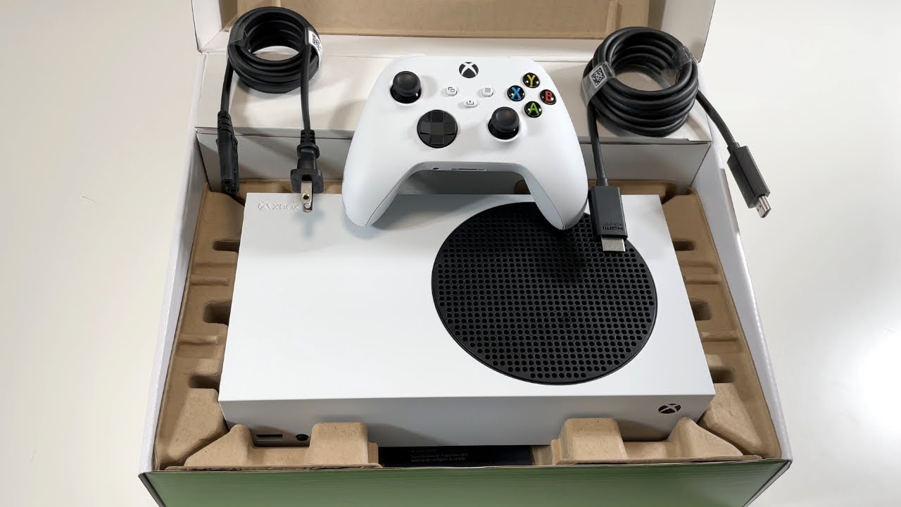 Microsoft Xbox One S - Unboxing & Review / Still Worth It In 2019? 