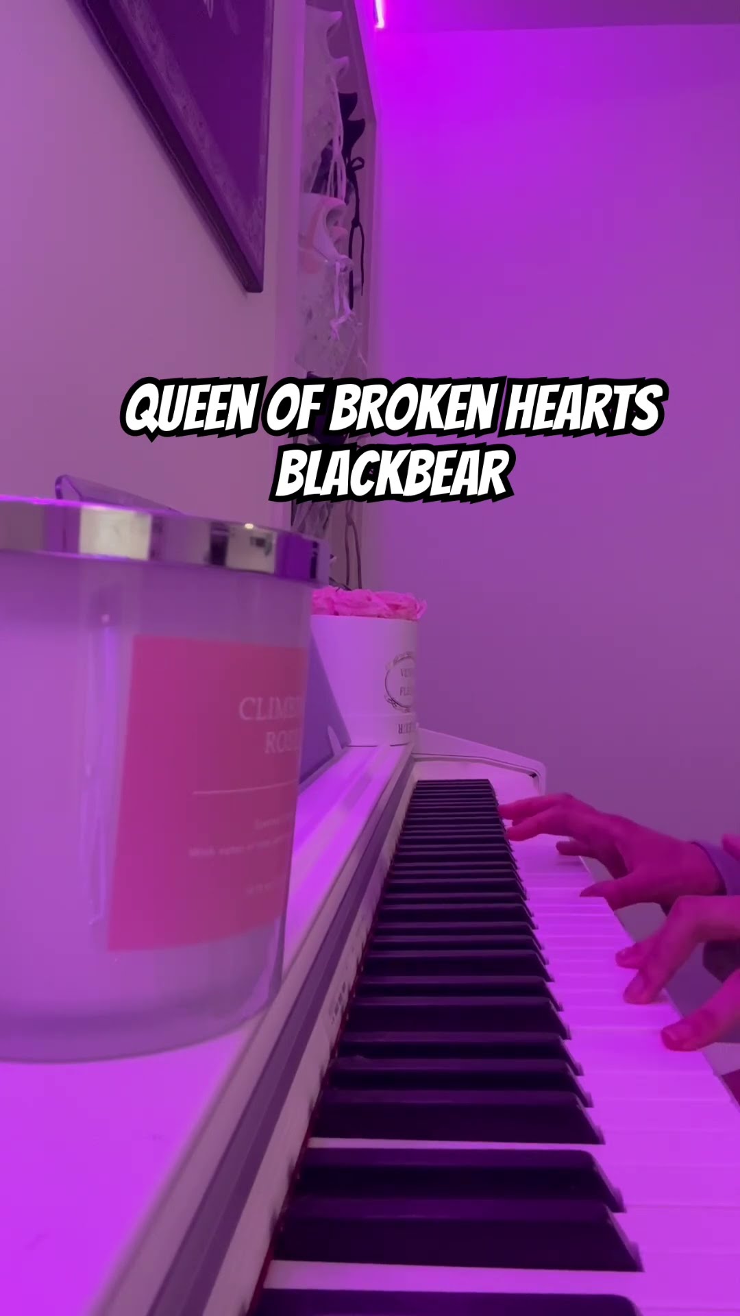 Queen of broken hearts by blackbear #piano #blackbear #tiktok - YouTube