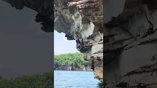 Rat’s Hole 5.10(somethin) #climbing #dws