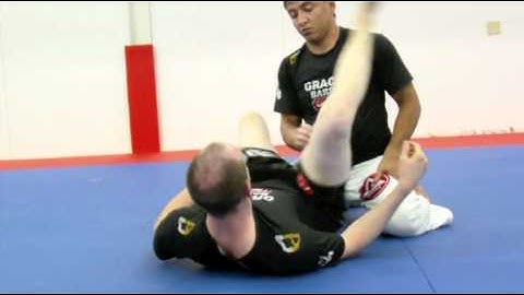No Gi Grappling Video: Recovering Full Guard from the Half Guard Position with Tim Gillette