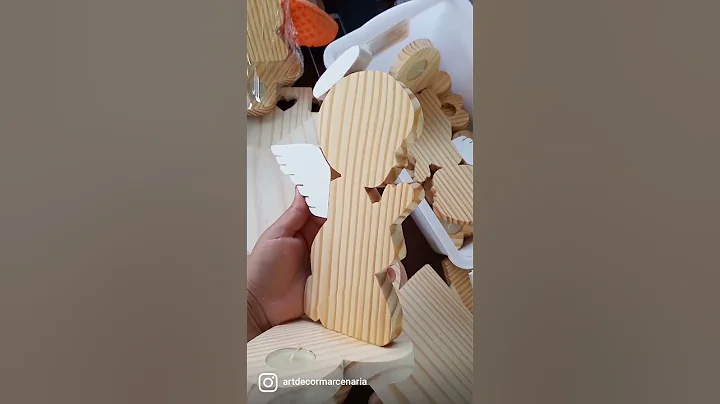 Anjinho de Madeira Artesanal