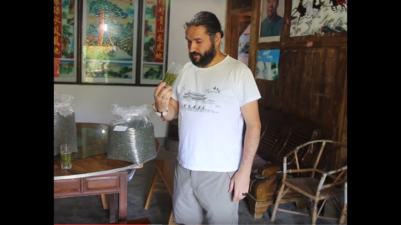 Зеленый и красный чай из деревни Юнси, провинция Аньхой. Юнси Хо Цин. China Yongxi Anhui