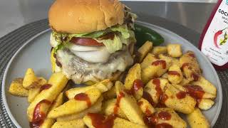 JUICY TRIPLE LAYER SMASH CHEESEBURGER IN A CAST IRON SKILLET  #smashburger  #castironcooking