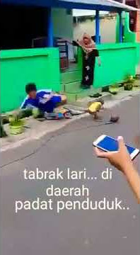 Monyet naik motor sampai nabrak anak kecil sampai jatuh -syaipul anwar