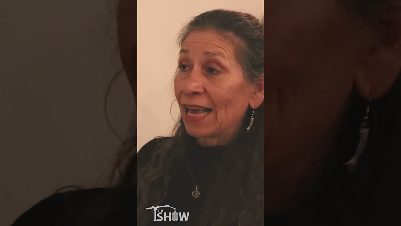 Artist brings out a Phoenix saguaro's anatomy and physiology