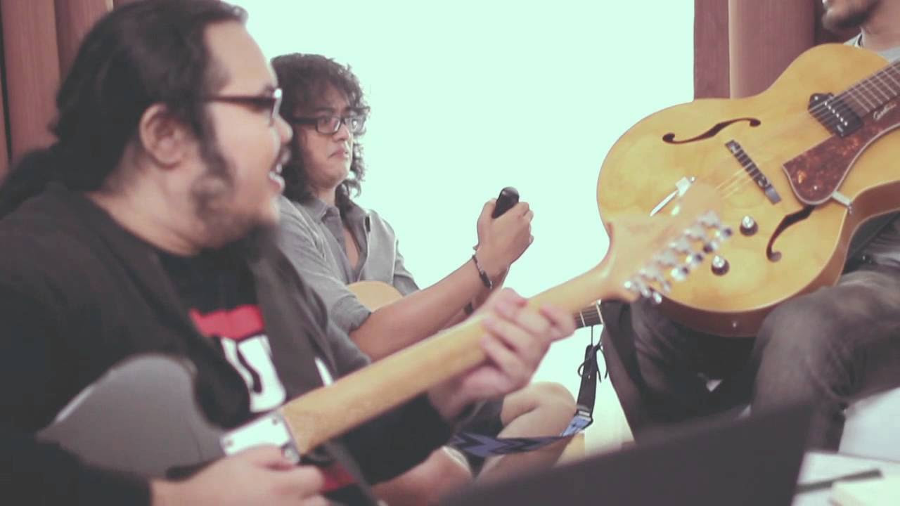 Diandra Arjunaidi   Angkasa Official MV