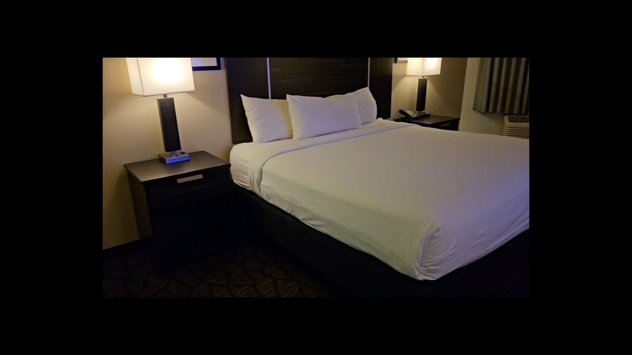 Silver Sevens Hotel & Casino Las Vegas Walkthrough | King Bed