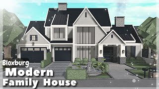BLOXBURG: Modern Spring House Speedbuild | Roblox House Build