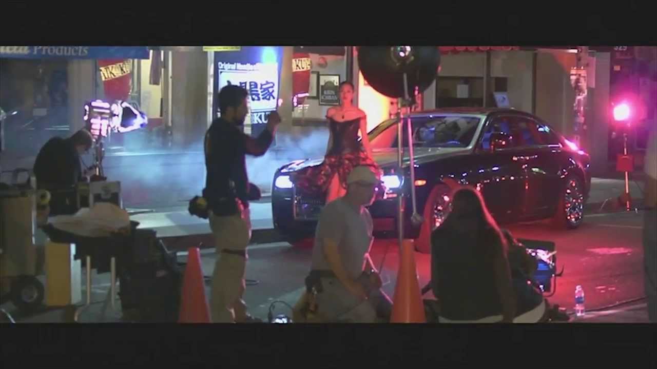 Twistory News: Behind The Scenes Look At The Shinjuku Fashion Shoot