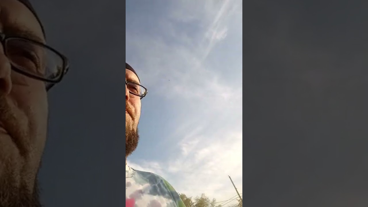 blue moon hemp bubba kush d8 pre roll with burkland