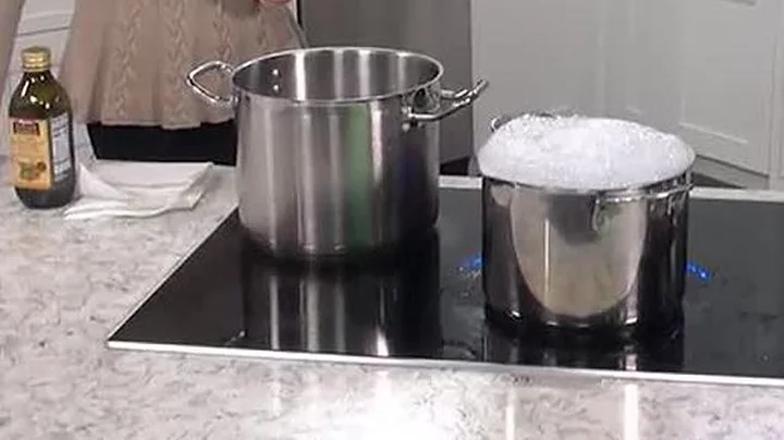 Testing A Viral Trick To Prevent Pasta From Boiling Over