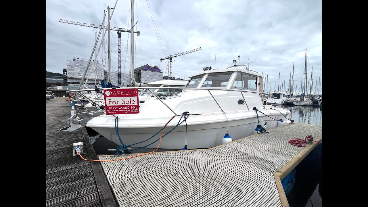 ⁣Boat Mouldings BM25 | 2016 Walkaround Tour 🚤