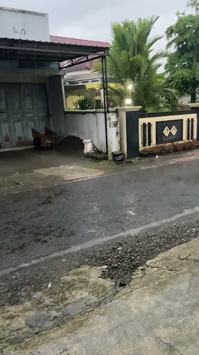 Kejebak hujan, lupa ga bawa mantel😭 #fypシ #statusvideo #shorts #storywa #hujan #statuswhatsapp #fy