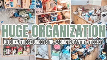 HUGE CLEAN ORGANIZE AND DECLUTTER WITH ME | EXTREME KITCHEN ORGANIZATION | 2021 CLEAN WITH ME