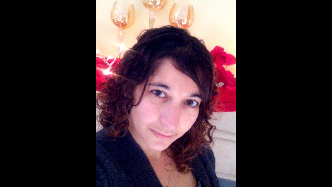 Video tutorial: how to trim your own hair - YouTube