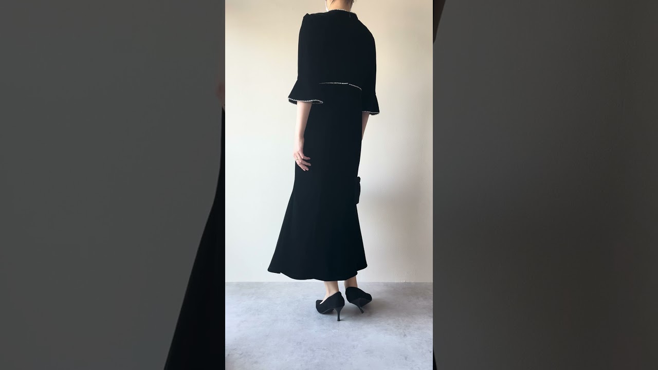 ブラックのヴィンテージビジューパール付きベロア風ドレス[M] Lejaの