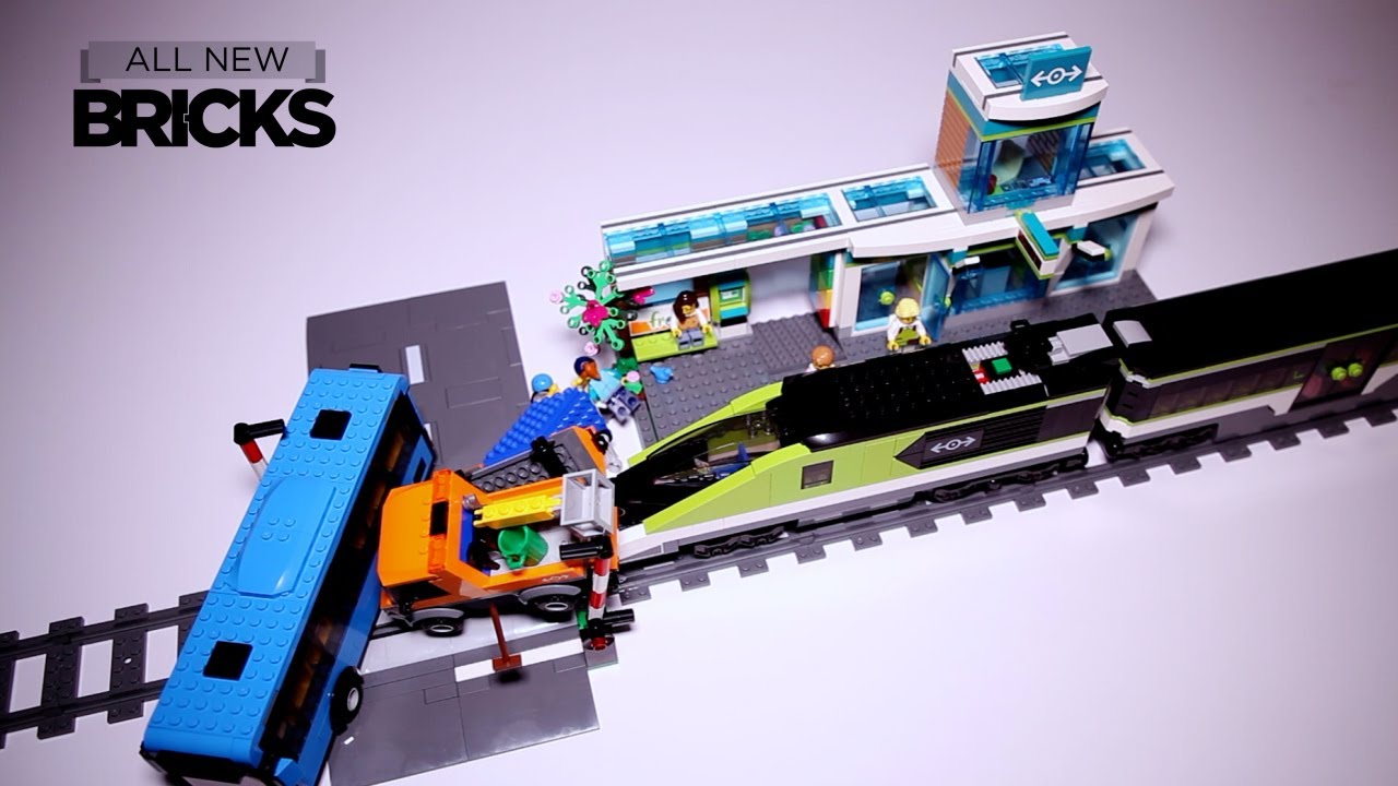 Lego City 60335 Station Build - YouTube