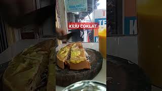 Download Lagu MARTABAK KEJU COKLAT SAMPE TUMPAH MANTAPP #martabakkeju MP3 Download Lagu MARTABAK KEJU COKLAT SAMPE TUMPAH MANTAPP #martabakkeju MP3