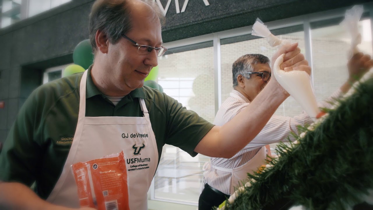USF Muma College of Business Holiday Greetings Video