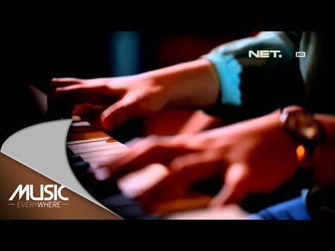 Music Everywhere Feat