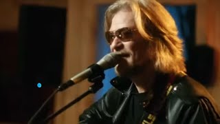 Video thumbnail of "CARAMEL /  Daryl Hall / Amos Lee / Mutlu / "Live From Daryl's House""