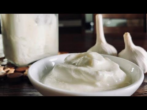 In diesem Video seht ihr ein tolles und einfaches Rezept, wie ihr Mac and Cheese zubereiten könnt. Z. 