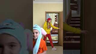 Best game play at home, Funny family play with Mom #shorts by Super Max Resimi