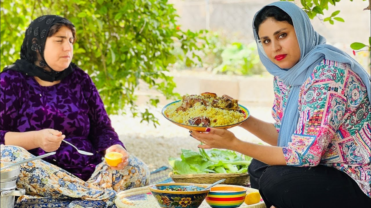 Putting mutton meat on top of rice | Iranian village - YouTube
