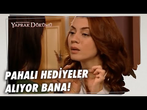 Leyla Ve Necla Oğuz İçin Kavga Ediyor! - Yaprak Dökümü 15. Bölüm