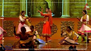 #LegacyEvents അവാർഡ് വേദിയിൽ മാസ്മരിക നൃത്തവിസ്മയമൊരുക്കി മിയയും സംഘവും