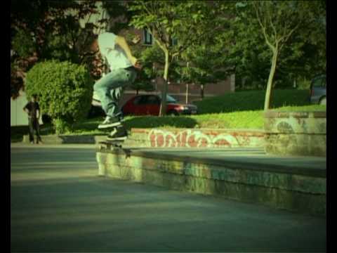 ALEXIS SANTOS video part sellout fidelity