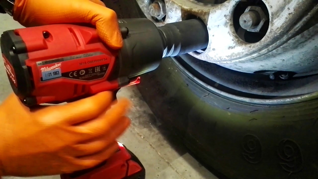 PISTOLA A BATERÍA MILWAUKEE 3/4"