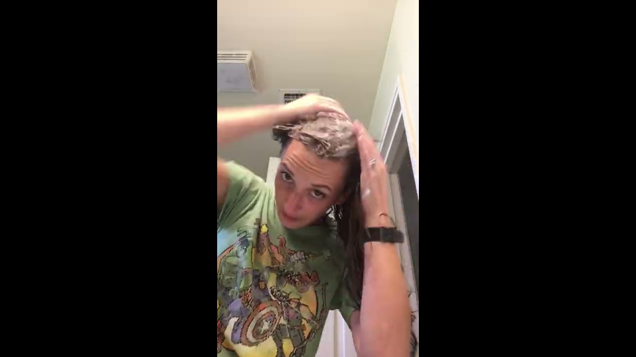 Lush shampoo bar Jumping Juniper review