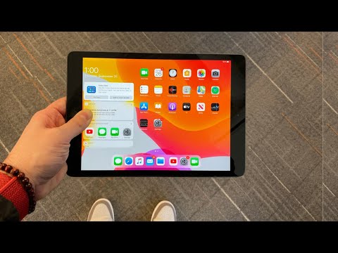 Unboxing Apple 10 2 iPad 7th generation with iOS 13 1  2019 