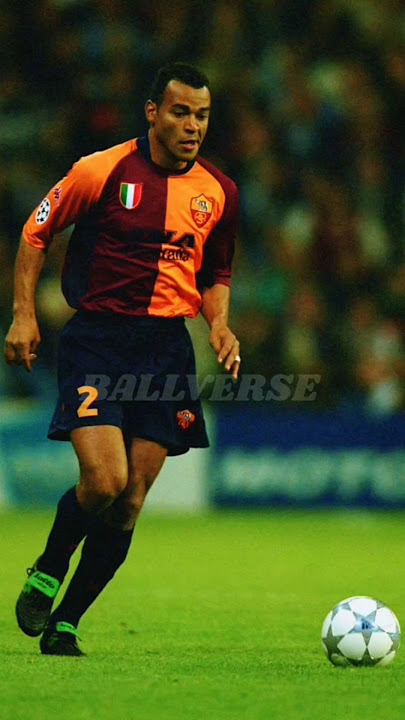 Cafu wasn’t the fastest player But he was the one who never stopped running. #footballshorts #brasil