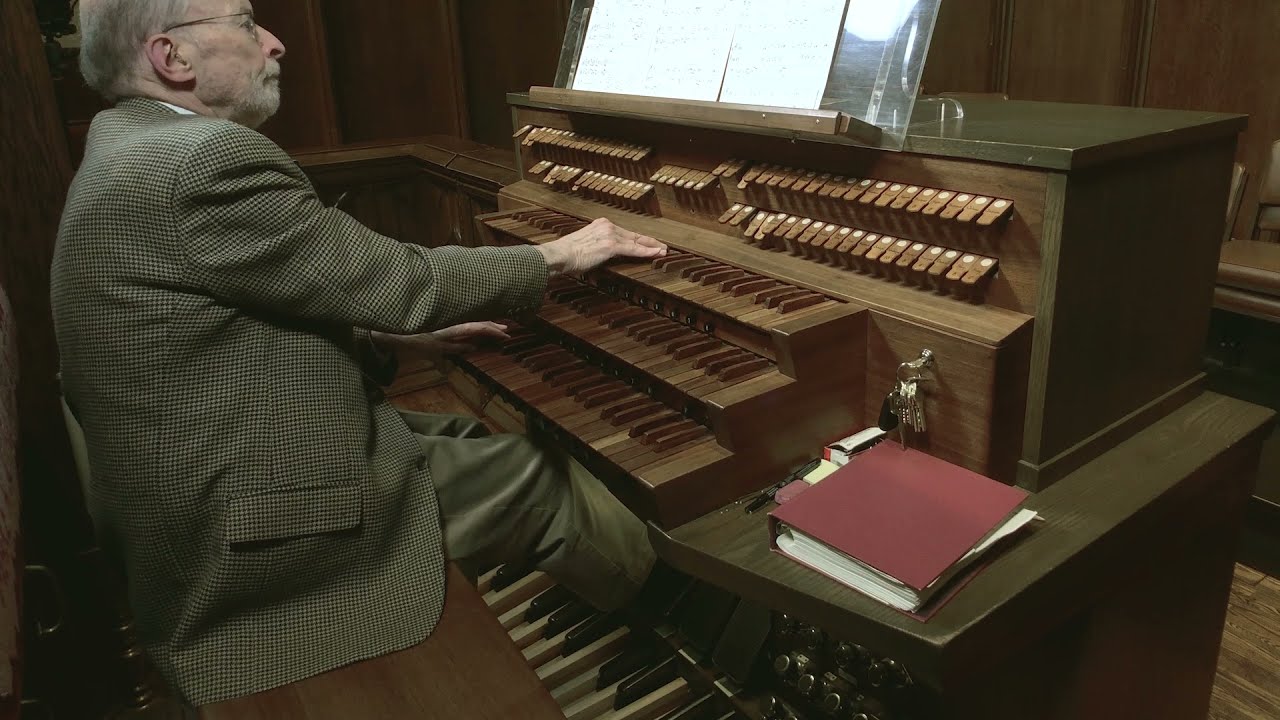 Vincent Persichetti | Musical Moments with Philip Brunelle