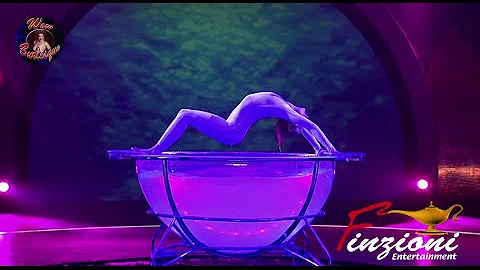 Burlesque - Charlotte Hoefer - Contortion Performa...