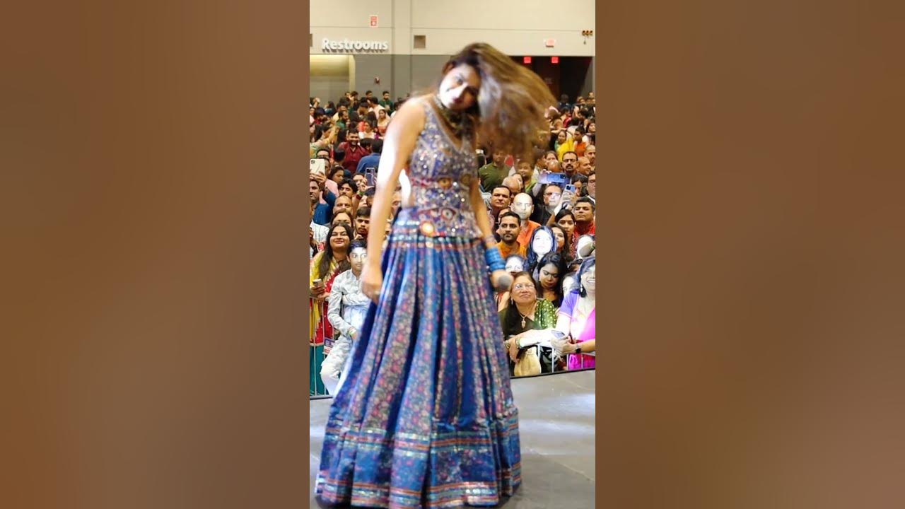 જોવાનુ ચૂકતા નહિ-જોરદાર કિજલ દવે નો ડાન્સ | Kinjal Dave | Dance | Kinjal Dave live | Garba | Surat