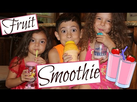 how-to-make-a-fruit-smoothie-drink-🍹-kids-love!
