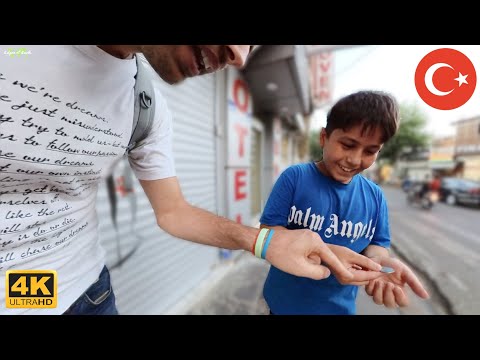 Meeting Many Kind Turkish People in Siverek 🇹🇷 | Solo Travel Turkey | Şanlıurfa Travel Vlog (Ep. 17)