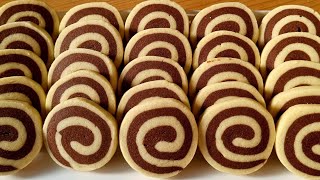 These cookies melt in your mouth | Pinwheel Cookies!  Vanilla & Chocolate Pinwheel Butter Cookies