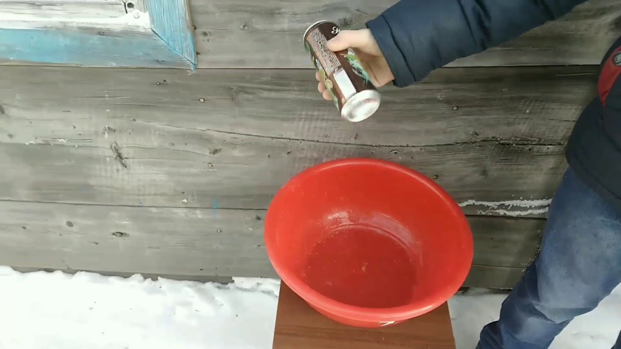 Как необычно вскрыть банку с газировкой. - YouTube